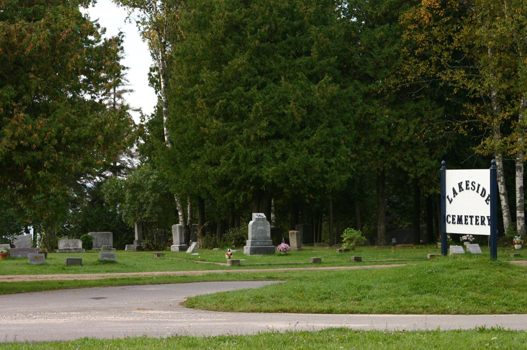 Lakeside Cemetery